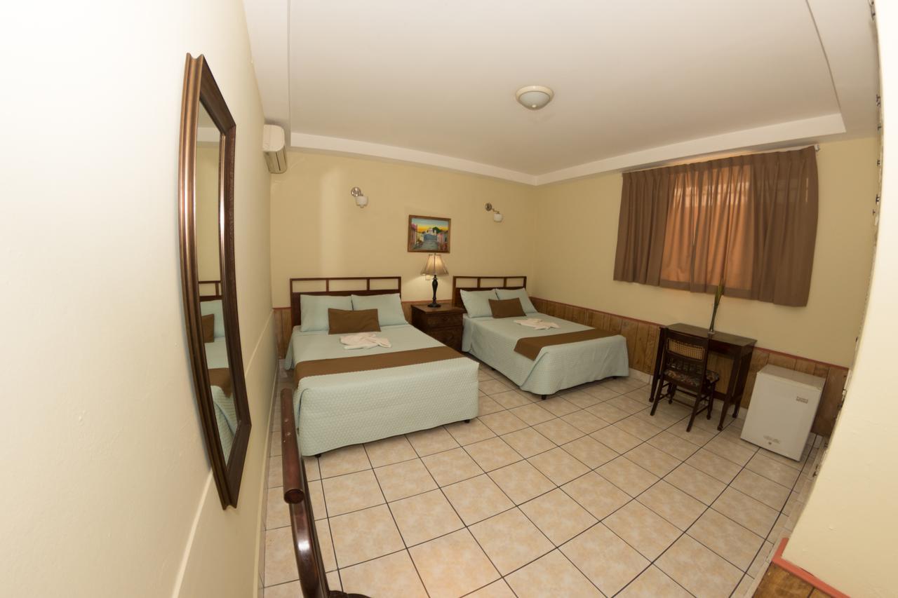 Hotel Meson De Maria Antiguo Cuscatlán Dış mekan fotoğraf